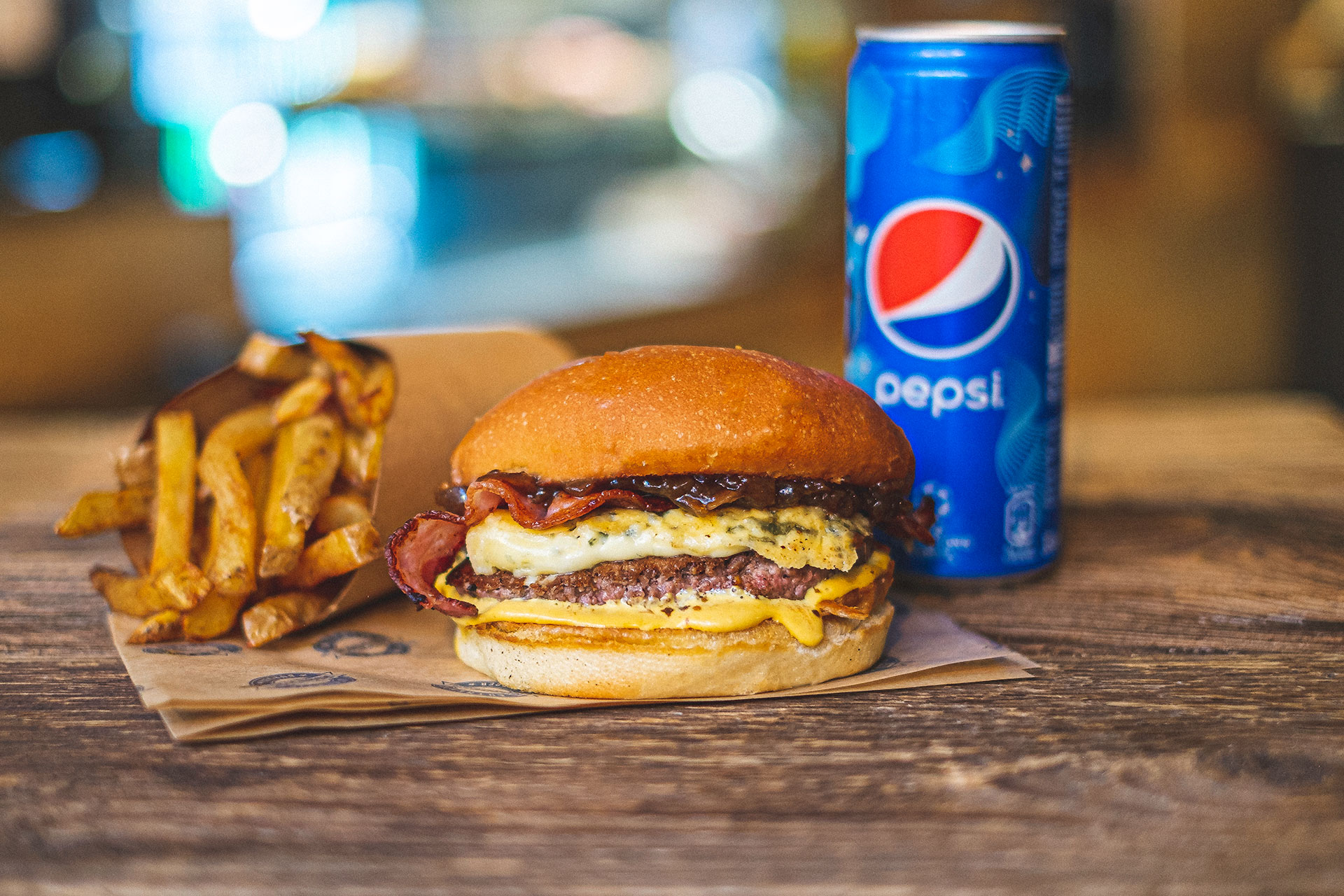 Roadside Authentique Burger